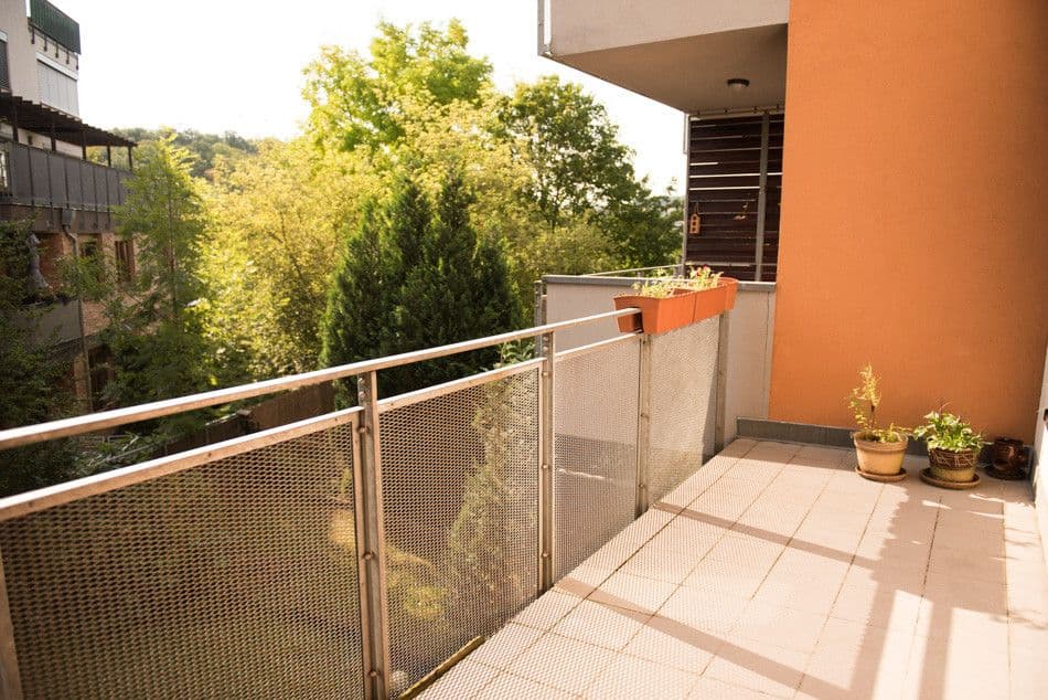 1 bedroom with open-plan kitchen flat to rent, 53 m², Jeřabinová, Prague, Prague 1 bedroom with open-plan kitchen flat to rent, 53 m², Jeřabinová, Prague, Prague