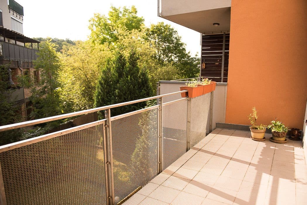 1 bedroom with open-plan kitchen flat to rent, 53 m², Jeřabinová, Prague, Prague 1 bedroom with open-plan kitchen flat to rent, 53 m², Jeřabinová, Prague, Prague