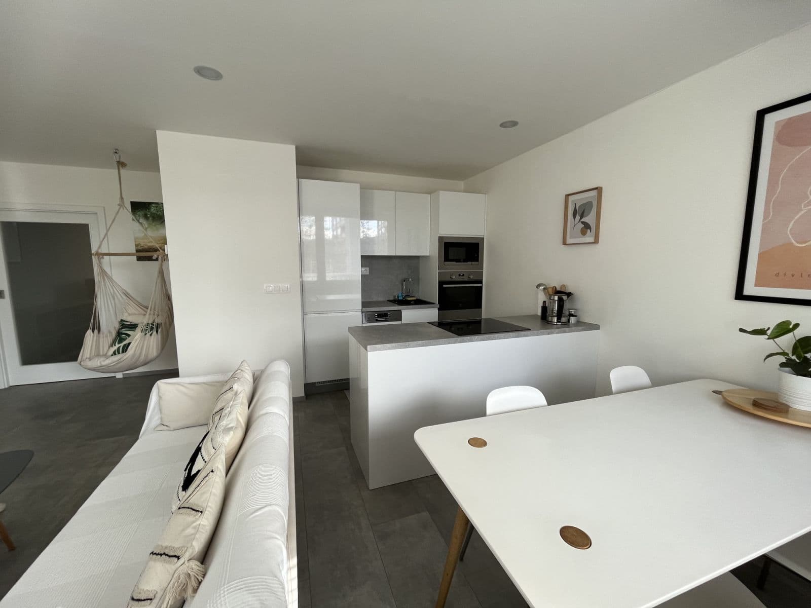 flat to rent, 88 m², Weberova, Prague, Prague flat to rent, 88 m², Weberova, Prague, Prague