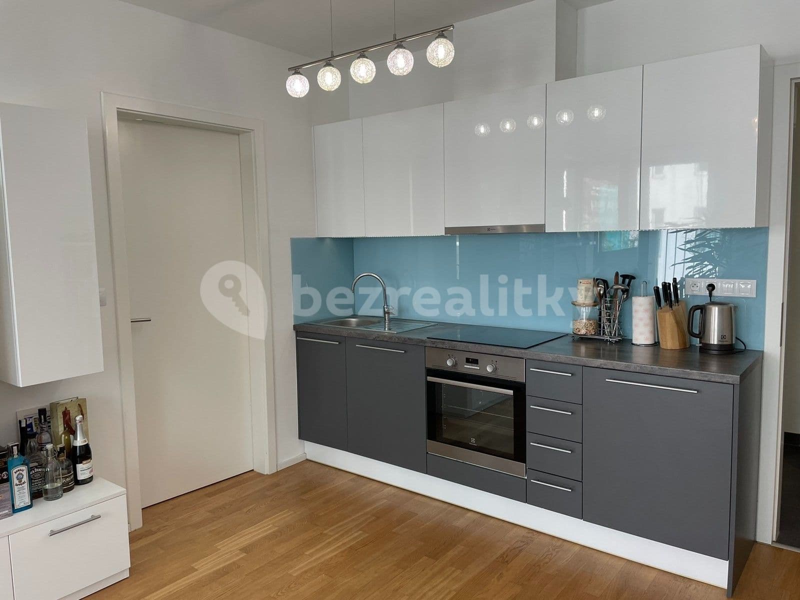1 bedroom with open-plan kitchen flat to rent, 50 m², Kališnická, Prague, Prague 1 bedroom with open-plan kitchen flat to rent, 50 m², Kališnická, Prague, Prague