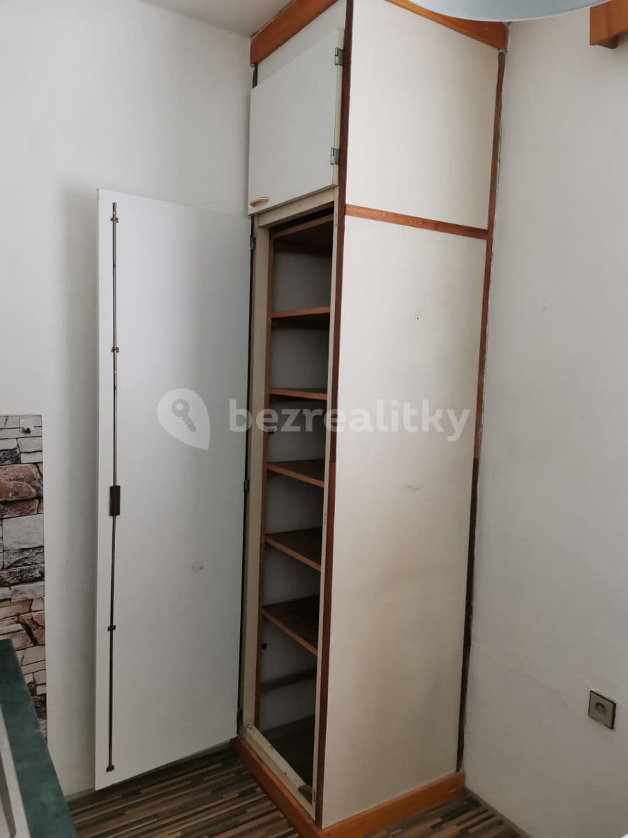 1 bedroom flat to rent, 48 m², Pavlova, Pardubice, Pardubický Region 1 bedroom flat to rent, 48 m², Pavlova, Pardubice, Pardubický Region