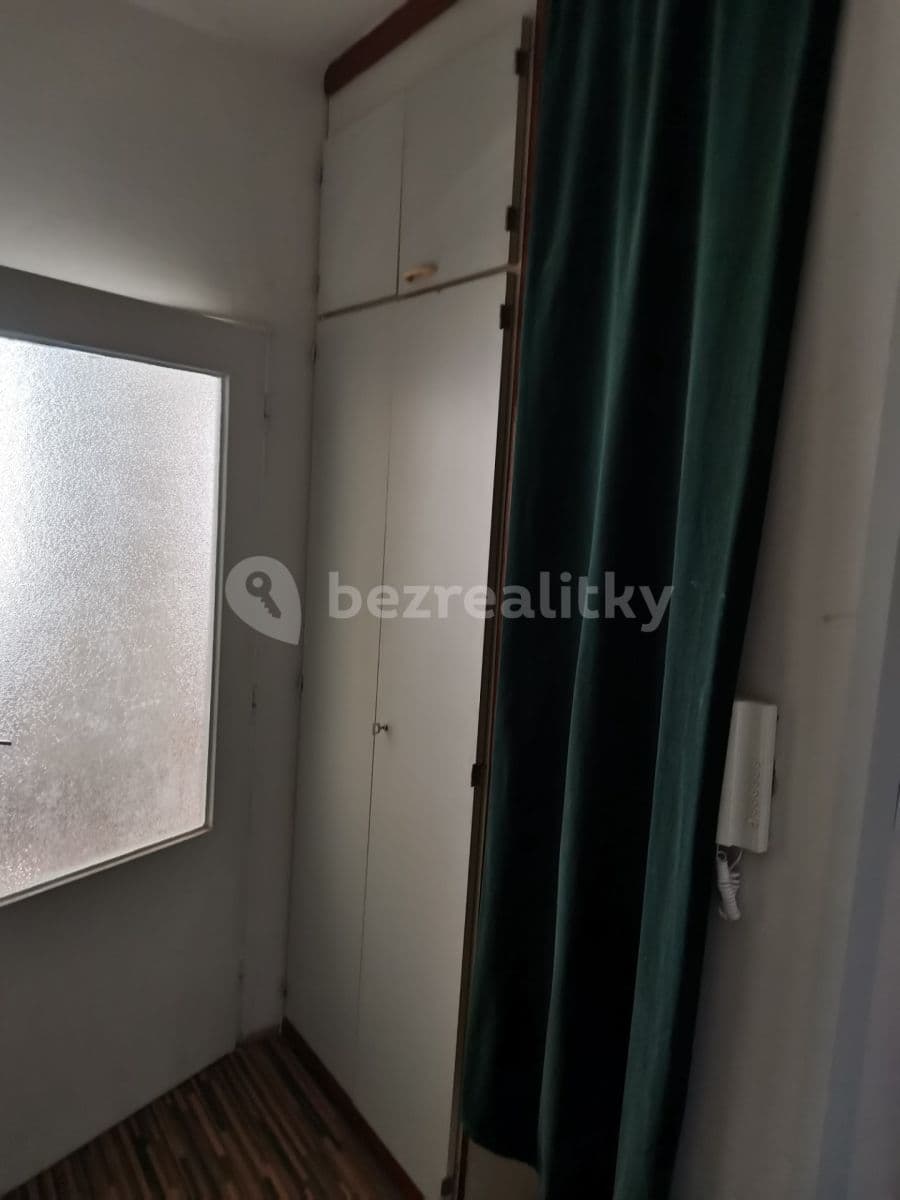 1 bedroom flat to rent, 48 m², Pavlova, Pardubice, Pardubický Region 1 bedroom flat to rent, 48 m², Pavlova, Pardubice, Pardubický Region