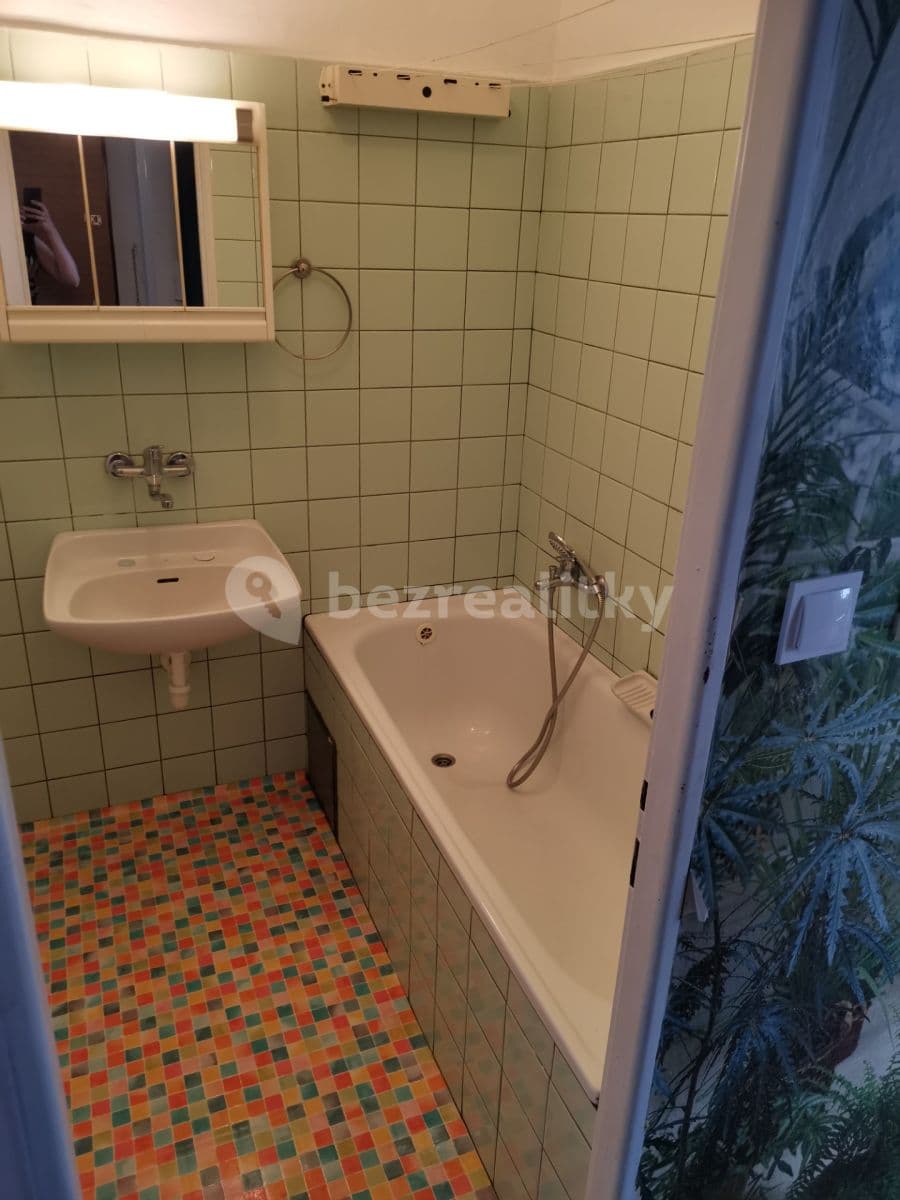 1 bedroom flat to rent, 48 m², Pavlova, Pardubice, Pardubický Region 1 bedroom flat to rent, 48 m², Pavlova, Pardubice, Pardubický Region