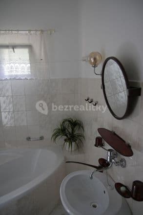 2 bedroom with open-plan kitchen flat to rent, 110 m², Rooseveltova, Ústí nad Labem, Ústecký Region 2 bedroom with open-plan kitchen flat to rent, 110 m², Rooseveltova, Ústí nad Labem, Ústecký Region