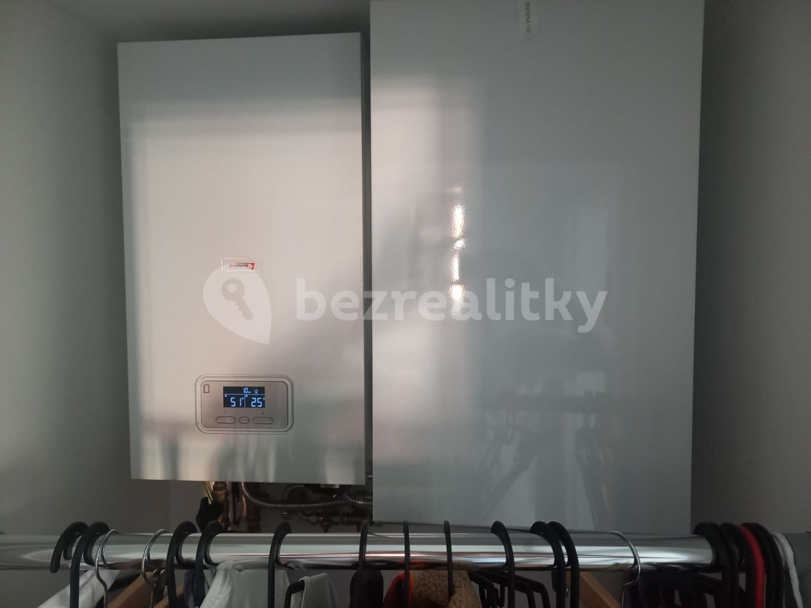 Small studio flat to rent, 32 m², Na Míčánkách, Prague, Prague Small studio flat to rent, 32 m², Na Míčánkách, Prague, Prague