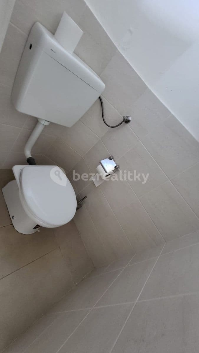 1 bedroom with open-plan kitchen flat to rent, 45 m², Humpolecká, Prague, Prague 1 bedroom with open-plan kitchen flat to rent, 45 m², Humpolecká, Prague, Prague