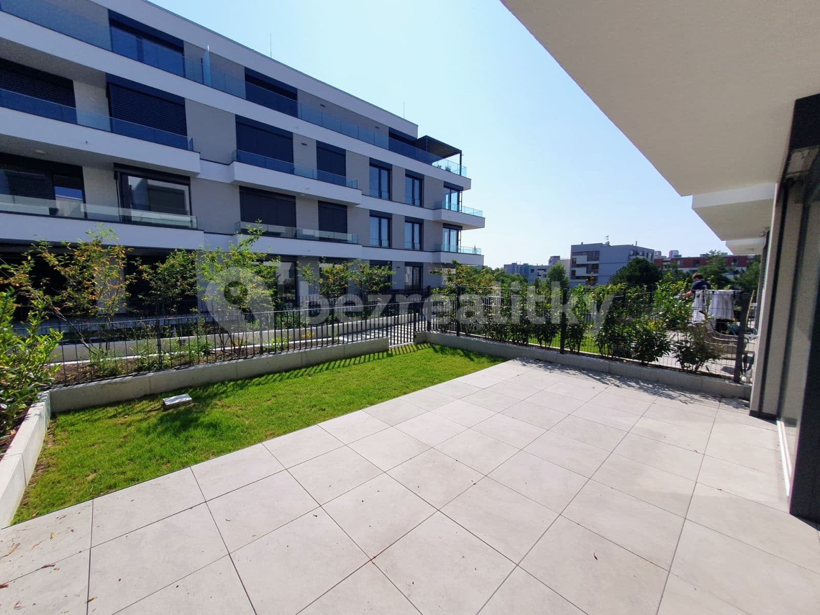 1 bedroom with open-plan kitchen flat to rent, 53 m², Armády, Prague, Prague 1 bedroom with open-plan kitchen flat to rent, 53 m², Armády, Prague, Prague