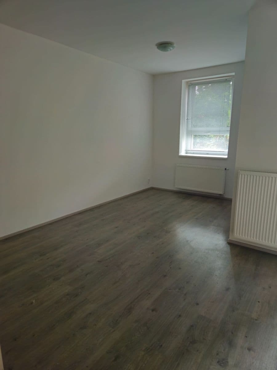 Studio flat to rent, 35 m², Rubešova, Plzeň, Plzeňský Region Studio flat to rent, 35 m², Rubešova, Plzeň, Plzeňský Region