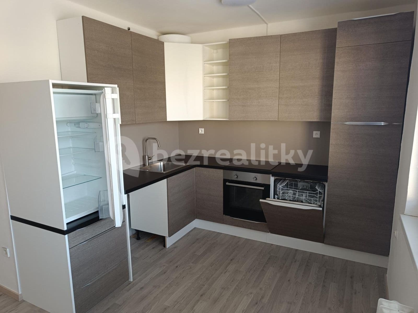 1 bedroom with open-plan kitchen flat to rent, 50 m², U Uranie, Prague, Prague 1 bedroom with open-plan kitchen flat to rent, 50 m², U Uranie, Prague, Prague