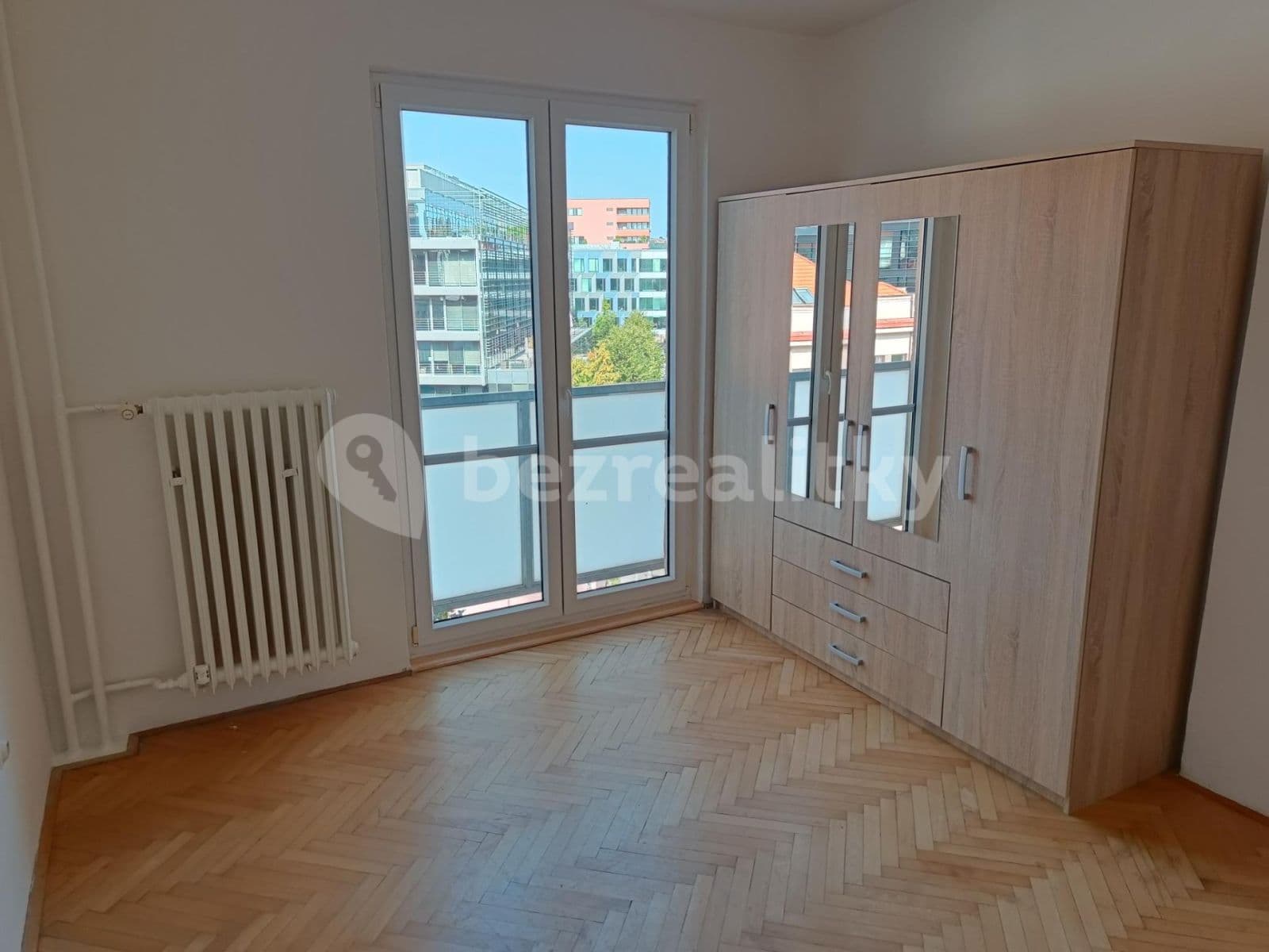 1 bedroom with open-plan kitchen flat to rent, 50 m², U Uranie, Prague, Prague 1 bedroom with open-plan kitchen flat to rent, 50 m², U Uranie, Prague, Prague