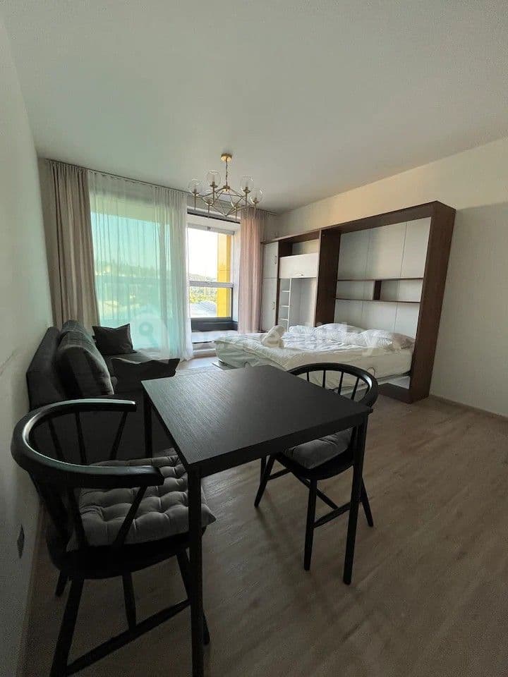 Studio flat to rent, 32 m², Kurta Konráda, Prague, Prague Studio flat to rent, 32 m², Kurta Konráda, Prague, Prague