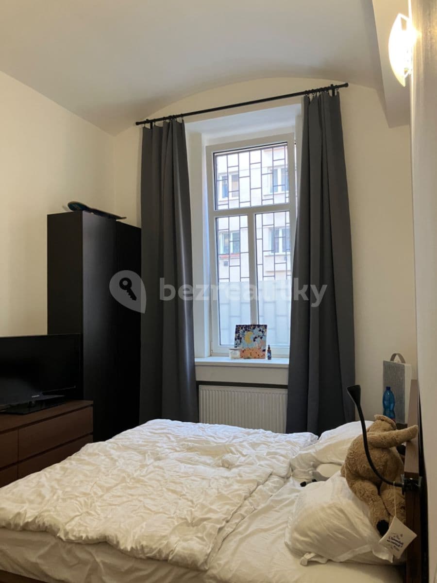 1 bedroom with open-plan kitchen flat to rent, 38 m², V Horkách, Prague, Prague 1 bedroom with open-plan kitchen flat to rent, 38 m², V Horkách, Prague, Prague