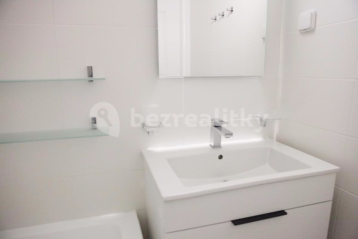 3 bedroom flat to rent, 78 m², Havlínova, Prague, Prague 3 bedroom flat to rent, 78 m², Havlínova, Prague, Prague