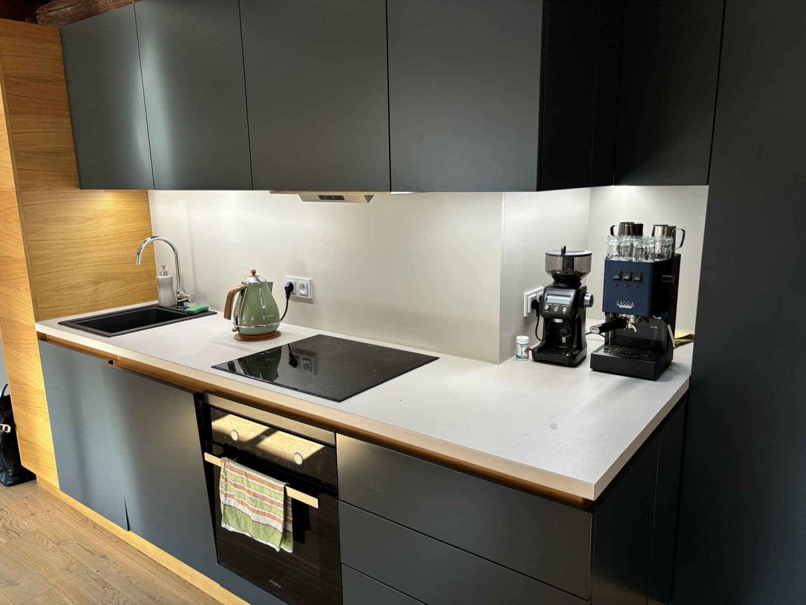 flat to rent, 77 m², Prvního pluku, Prague, Prague flat to rent, 77 m², Prvního pluku, Prague, Prague