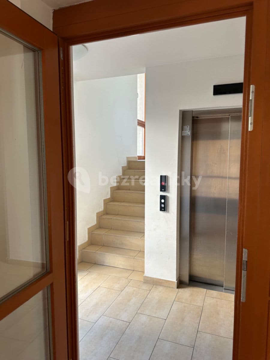 Studio flat to rent, 33 m², Nad Rokoskou, Prague, Prague Studio flat to rent, 33 m², Nad Rokoskou, Prague, Prague