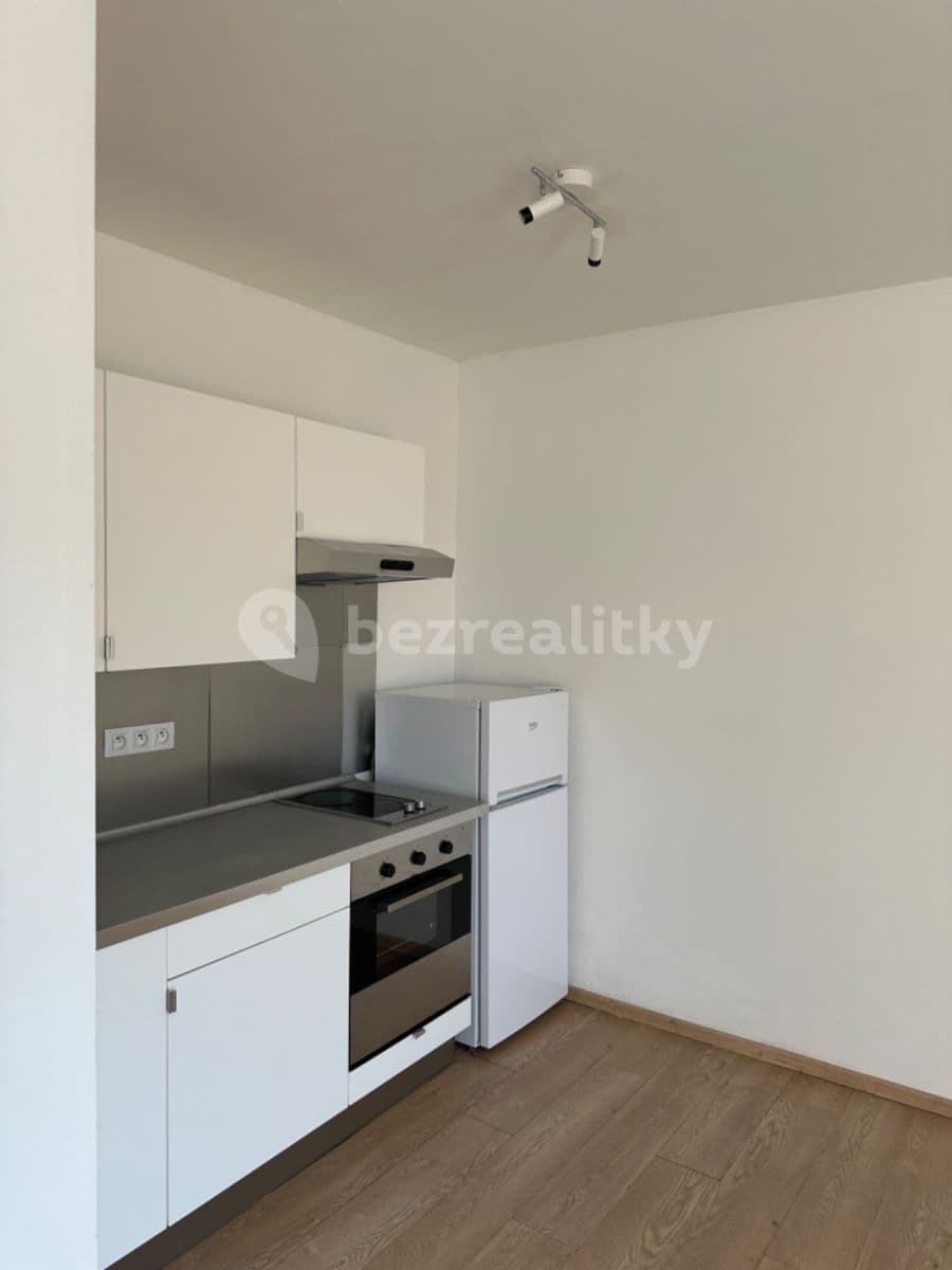Studio flat to rent, 33 m², Nad Rokoskou, Prague, Prague Studio flat to rent, 33 m², Nad Rokoskou, Prague, Prague