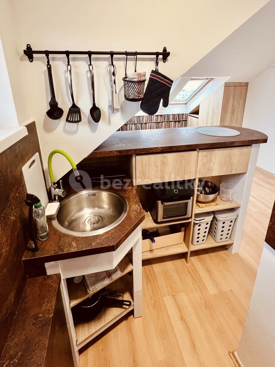 Studio flat to rent, 35 m², Vídeňská, Brno, Jihomoravský Region Studio flat to rent, 35 m², Vídeňská, Brno, Jihomoravský Region