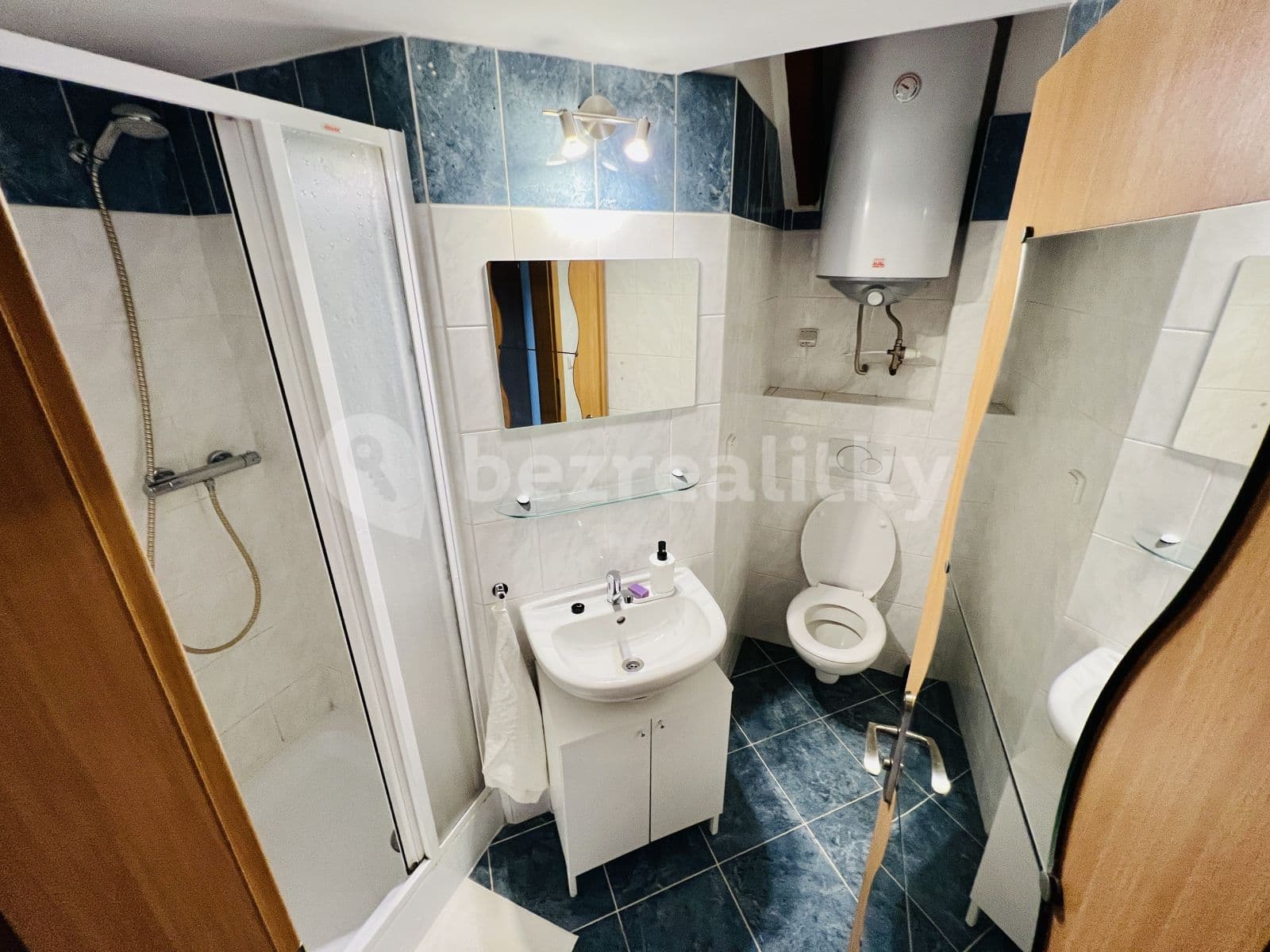 Studio flat to rent, 35 m², Vídeňská, Brno, Jihomoravský Region Studio flat to rent, 35 m², Vídeňská, Brno, Jihomoravský Region