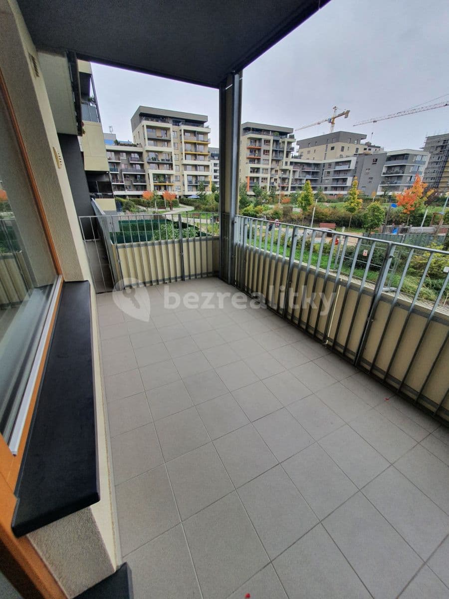 2 bedroom with open-plan kitchen flat to rent, 96 m², K Vystrkovu, Prague, Prague 2 bedroom with open-plan kitchen flat to rent, 96 m², K Vystrkovu, Prague, Prague