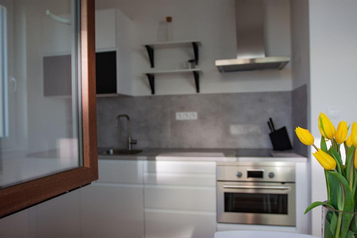flat to rent, 39 m², Pod Stolovou Horou, Prague, Prague flat to rent, 39 m², Pod Stolovou Horou, Prague, Prague