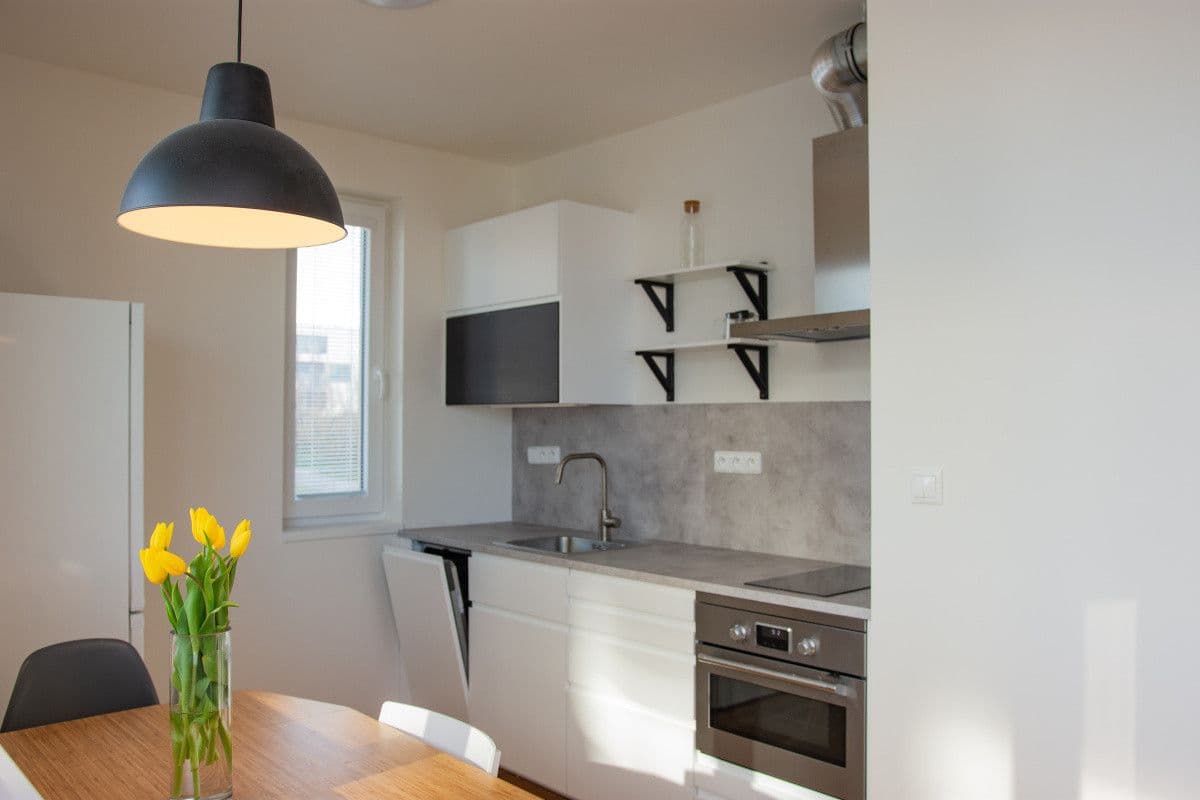 flat to rent, 39 m², Pod Stolovou Horou, Prague, Prague flat to rent, 39 m², Pod Stolovou Horou, Prague, Prague