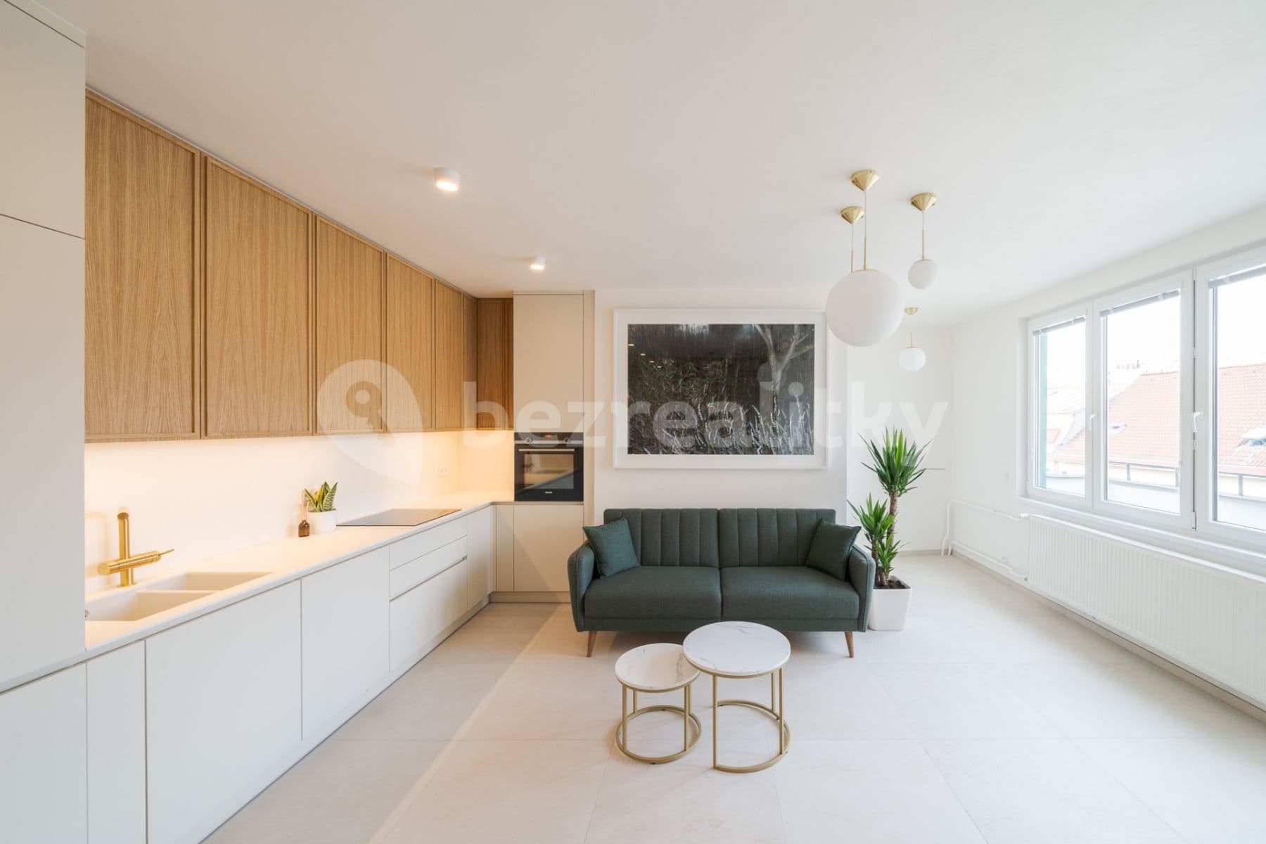 2 bedroom with open-plan kitchen flat to rent, 72 m², Kolínská, Prague, Prague 2 bedroom with open-plan kitchen flat to rent, 72 m², Kolínská, Prague, Prague