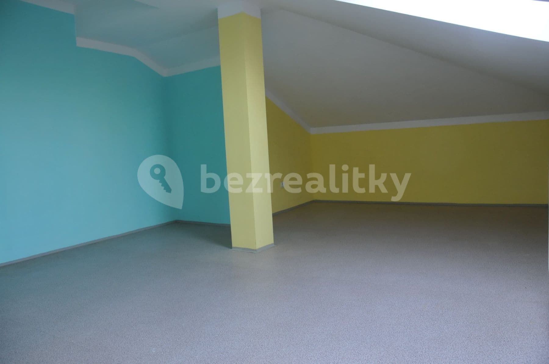 2 bedroom with open-plan kitchen flat to rent, 100 m², Družební, Nové Město nad Metují, Královéhradecký Region 2 bedroom with open-plan kitchen flat to rent, 100 m², Družební, Nové Město nad Metují, Královéhradecký Region