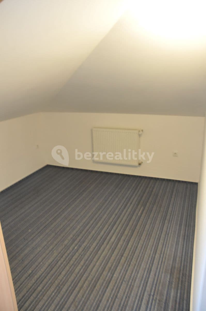 2 bedroom with open-plan kitchen flat to rent, 100 m², Družební, Nové Město nad Metují, Královéhradecký Region 2 bedroom with open-plan kitchen flat to rent, 100 m², Družební, Nové Město nad Metují, Královéhradecký Region