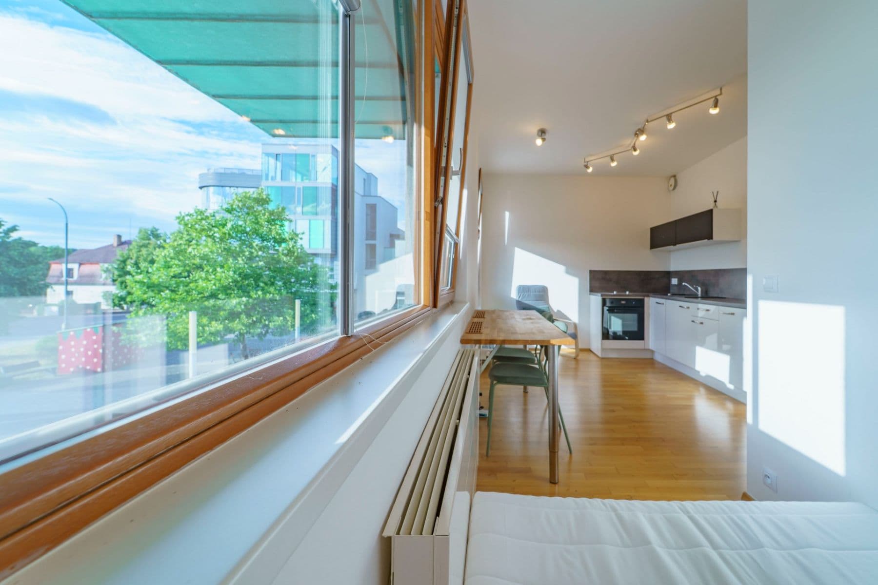 Studio flat to rent, 23 m², Mokropeská, Černošice, Středočeský Region Studio flat to rent, 23 m², Mokropeská, Černošice, Středočeský Region