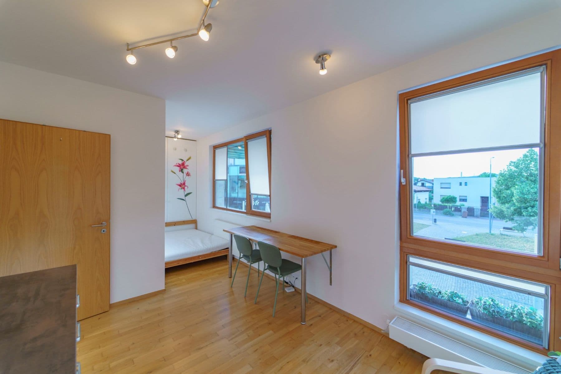 Studio flat to rent, 23 m², Mokropeská, Černošice, Středočeský Region Studio flat to rent, 23 m², Mokropeská, Černošice, Středočeský Region