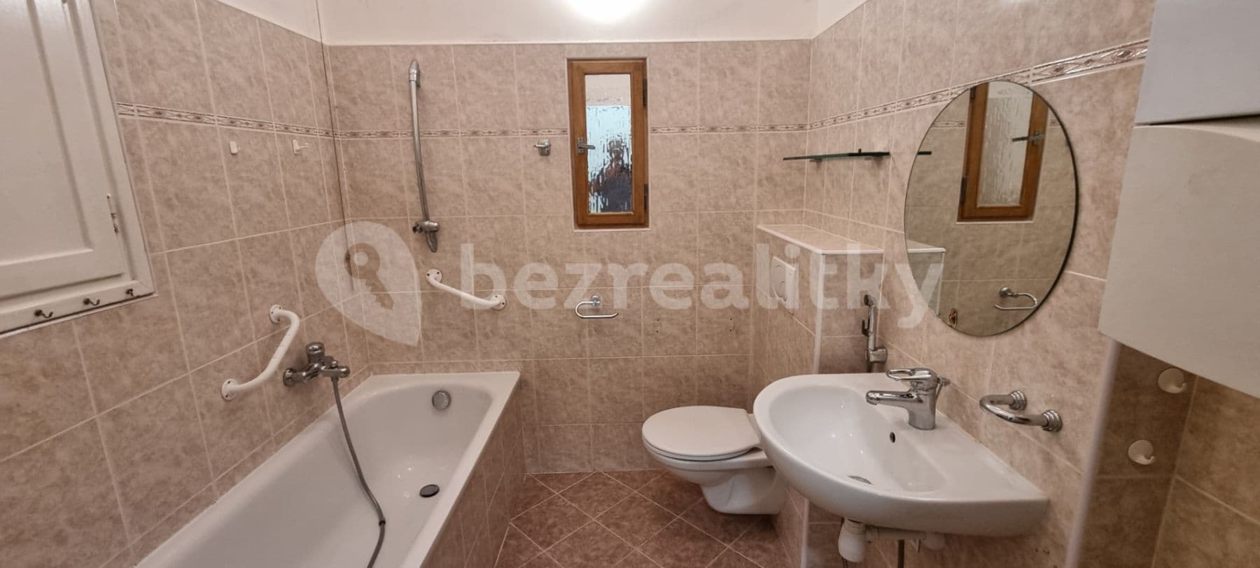 1 bedroom with open-plan kitchen flat to rent, 66 m², Březinova, Prague, Prague 1 bedroom with open-plan kitchen flat to rent, 66 m², Březinova, Prague, Prague