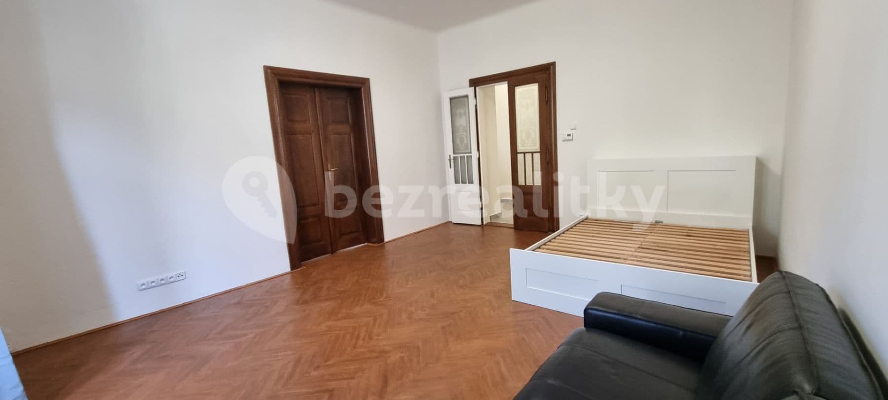 1 bedroom with open-plan kitchen flat to rent, 66 m², Březinova, Prague, Prague 1 bedroom with open-plan kitchen flat to rent, 66 m², Březinova, Prague, Prague