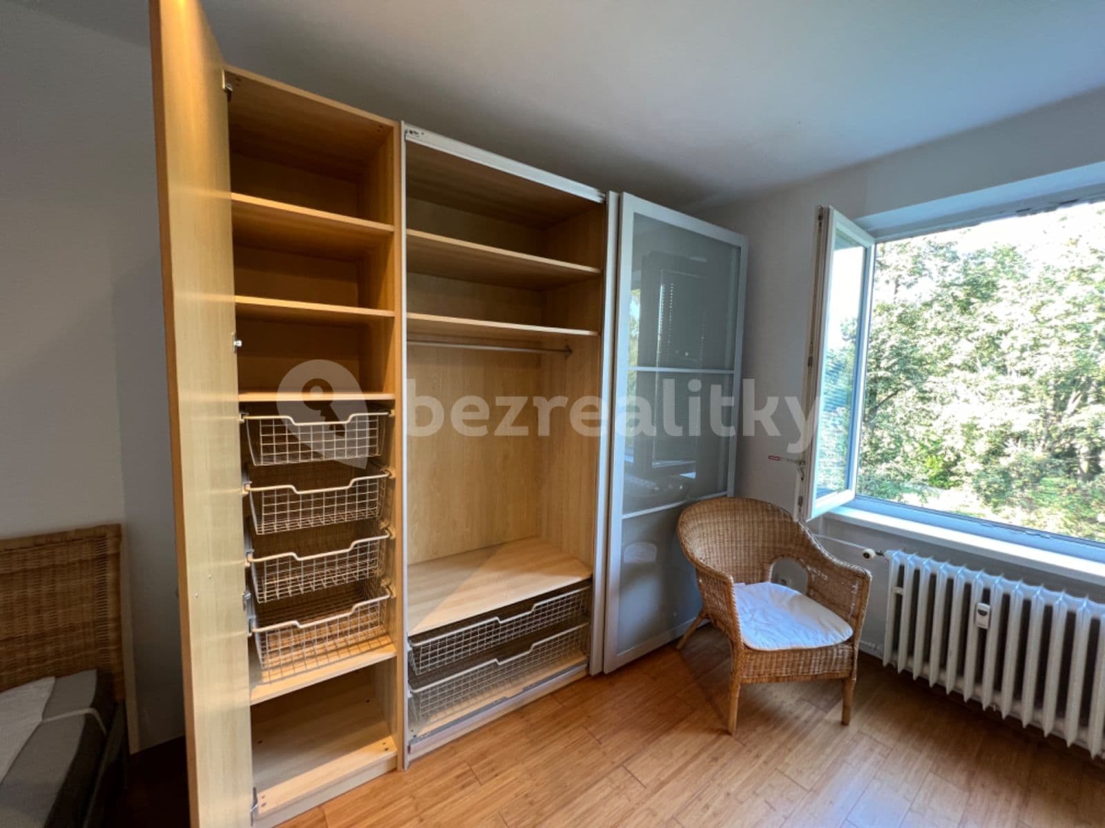 1 bedroom with open-plan kitchen flat to rent, 50 m², Bělohorská, Prague, Prague 1 bedroom with open-plan kitchen flat to rent, 50 m², Bělohorská, Prague, Prague