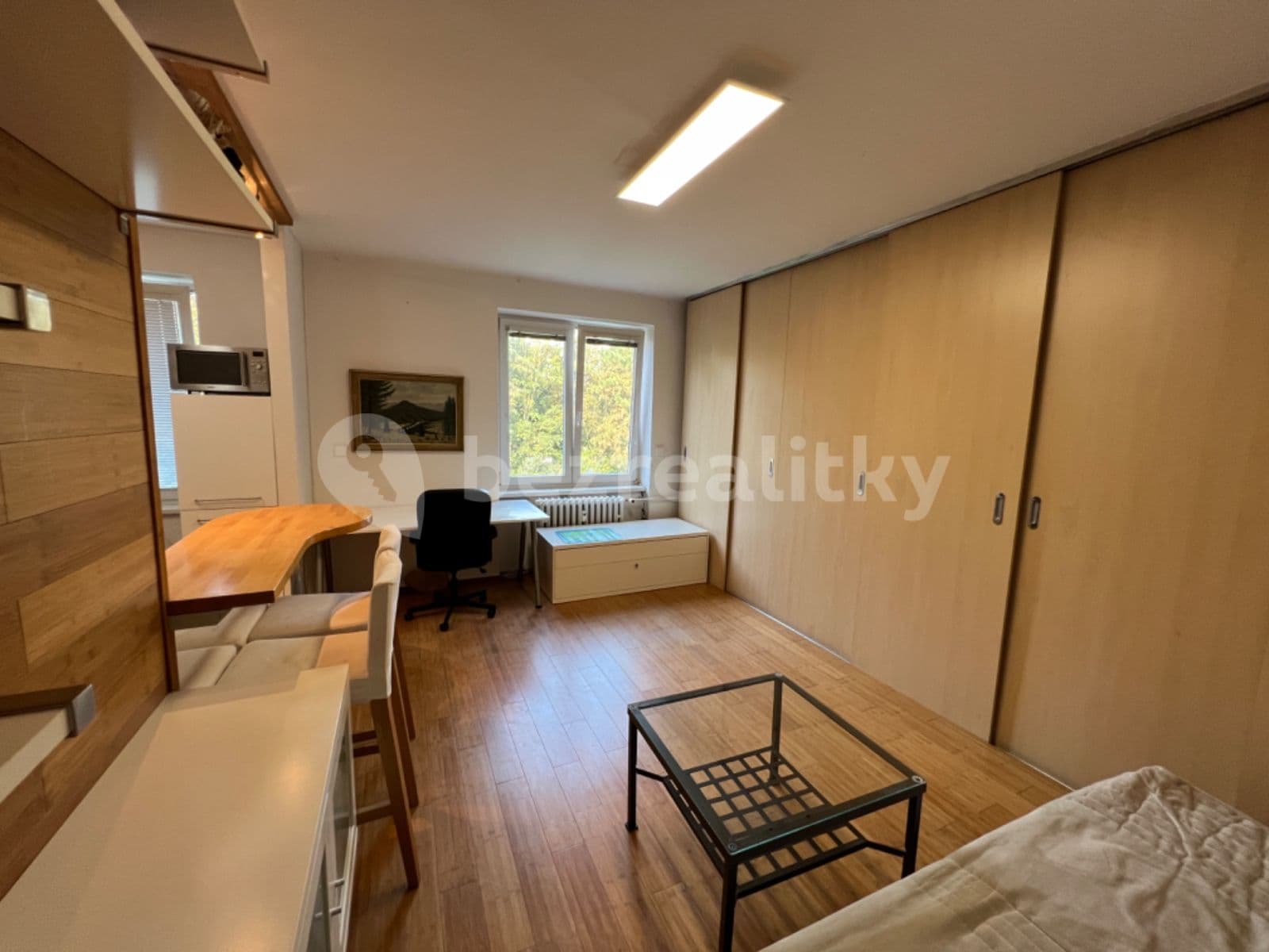 1 bedroom with open-plan kitchen flat to rent, 50 m², Bělohorská, Prague, Prague 1 bedroom with open-plan kitchen flat to rent, 50 m², Bělohorská, Prague, Prague