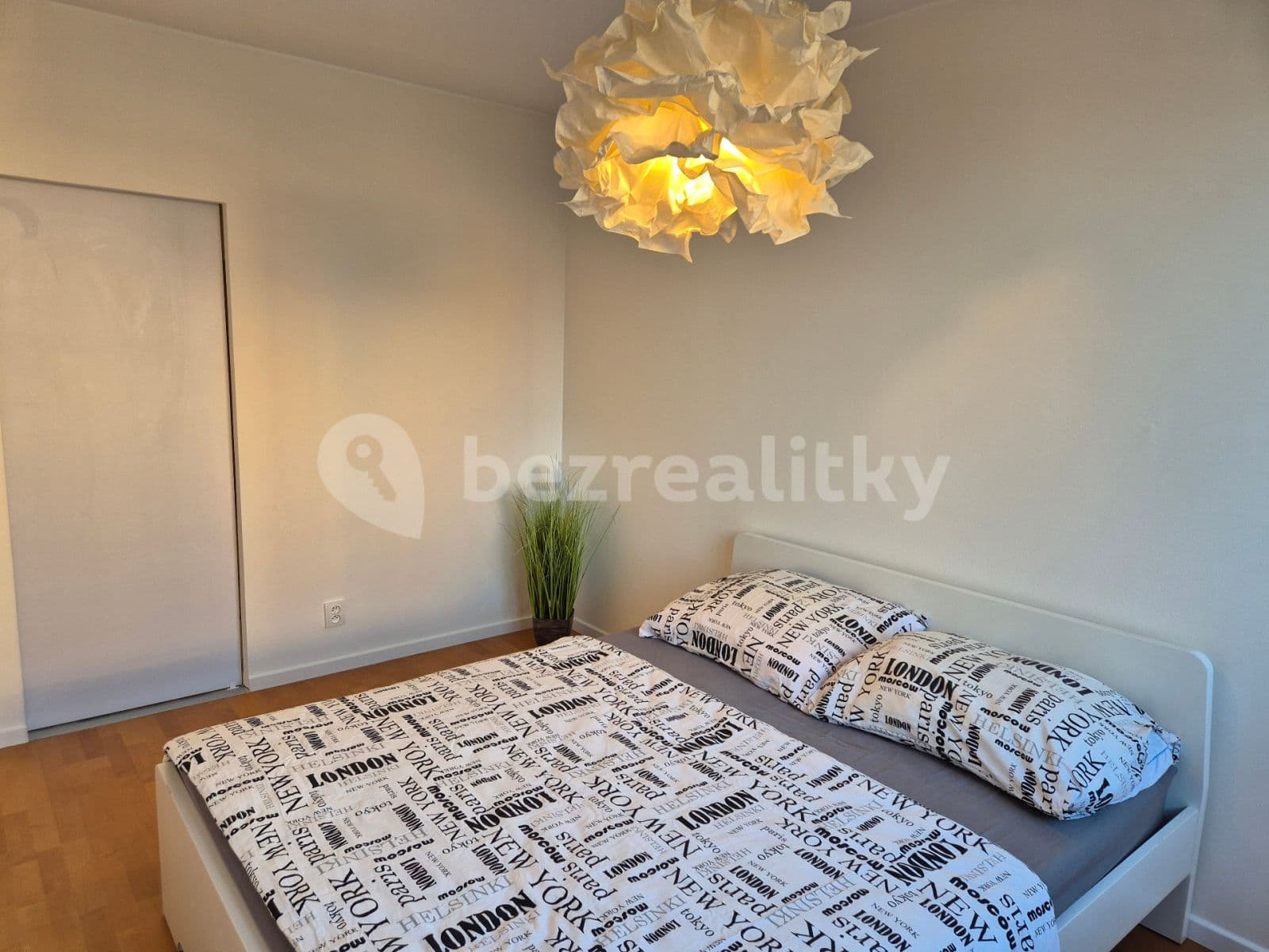 1 bedroom with open-plan kitchen flat to rent, 43 m², Boloňská, Prague, Prague 1 bedroom with open-plan kitchen flat to rent, 43 m², Boloňská, Prague, Prague