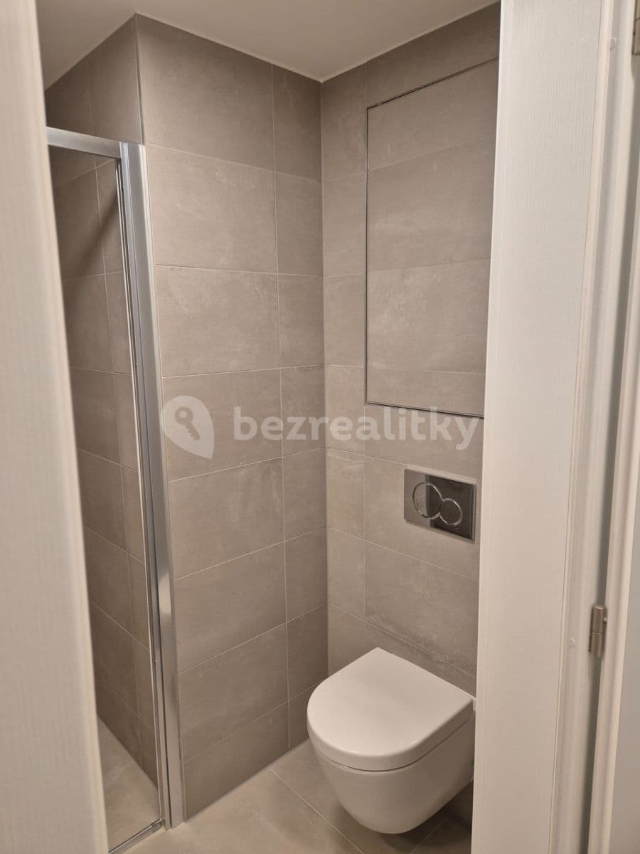Studio flat to rent, 27 m², Fuchsova, Brno, Jihomoravský Region Studio flat to rent, 27 m², Fuchsova, Brno, Jihomoravský Region