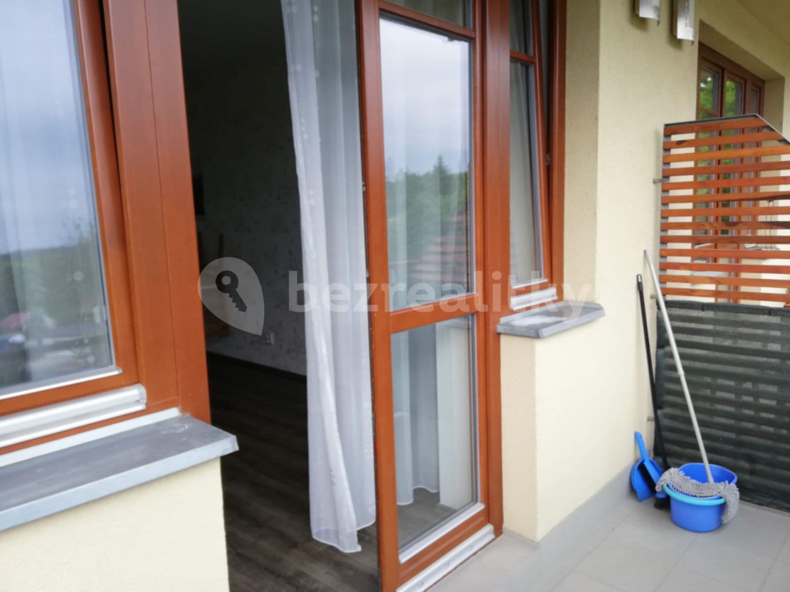 Studio flat to rent, 32 m², Ohradní, Kamenice, Středočeský Region Studio flat to rent, 32 m², Ohradní, Kamenice, Středočeský Region