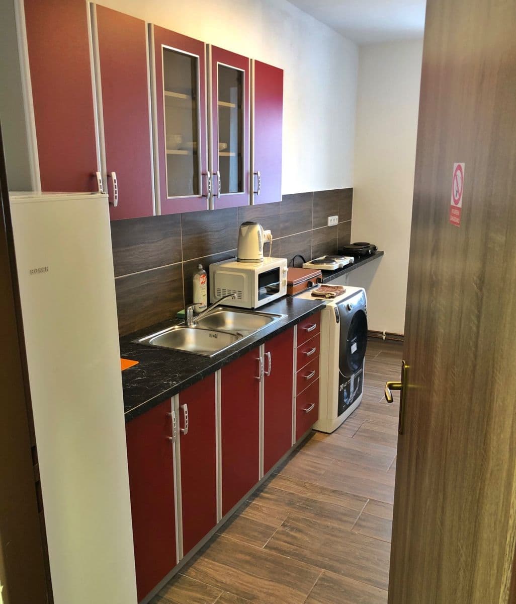 Small studio flat to rent, 20 m², Kokešova, Pardubice, Pardubický Region Small studio flat to rent, 20 m², Kokešova, Pardubice, Pardubický Region