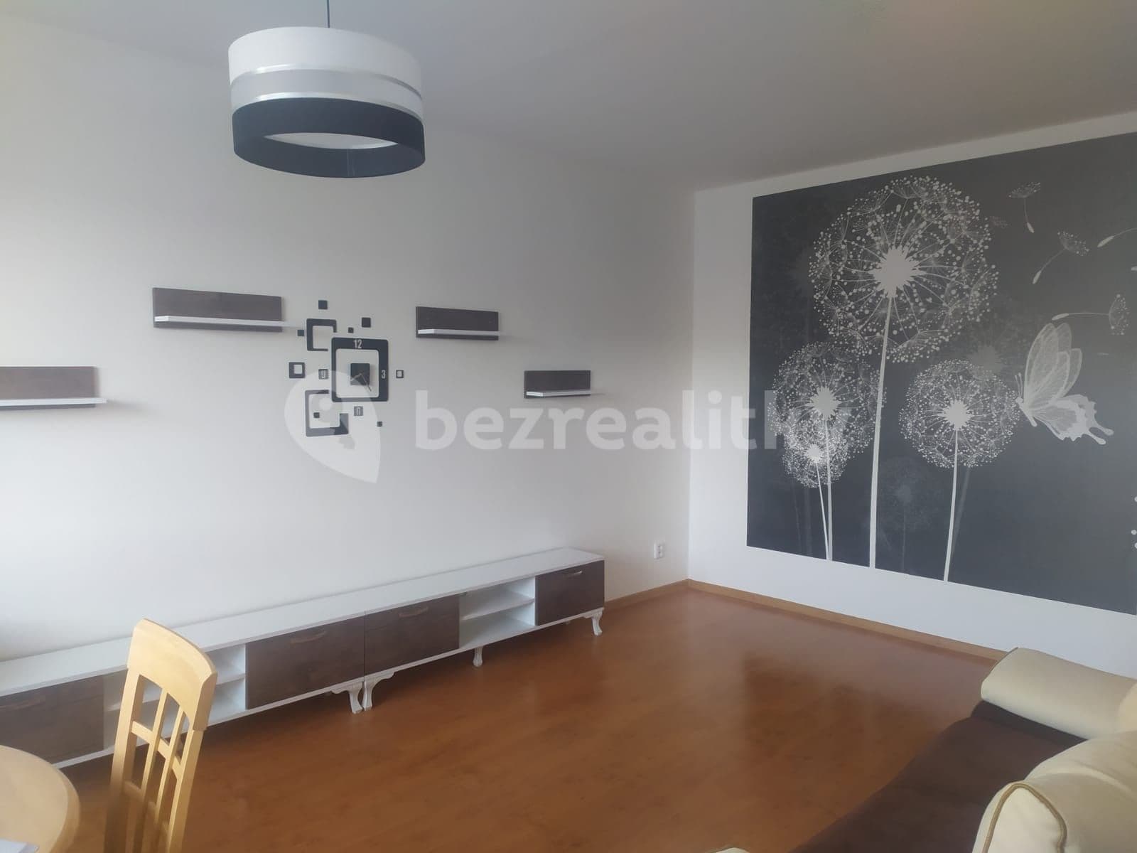 2 bedroom flat to rent, 60 m², Milovice, Středočeský Region 2 bedroom flat to rent, 60 m², Milovice, Středočeský Region