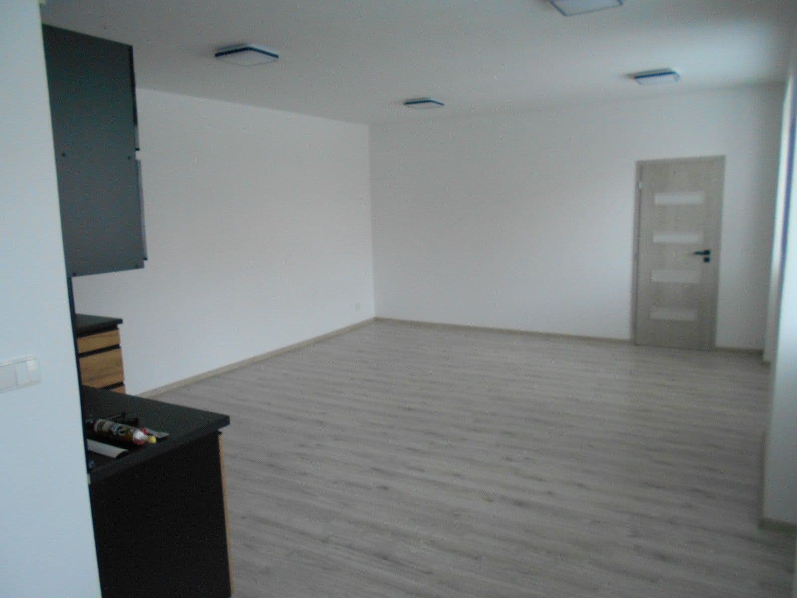 1 bedroom with open-plan kitchen flat to rent, 65 m², Louny, Ústecký Region 1 bedroom with open-plan kitchen flat to rent, 65 m², Louny, Ústecký Region