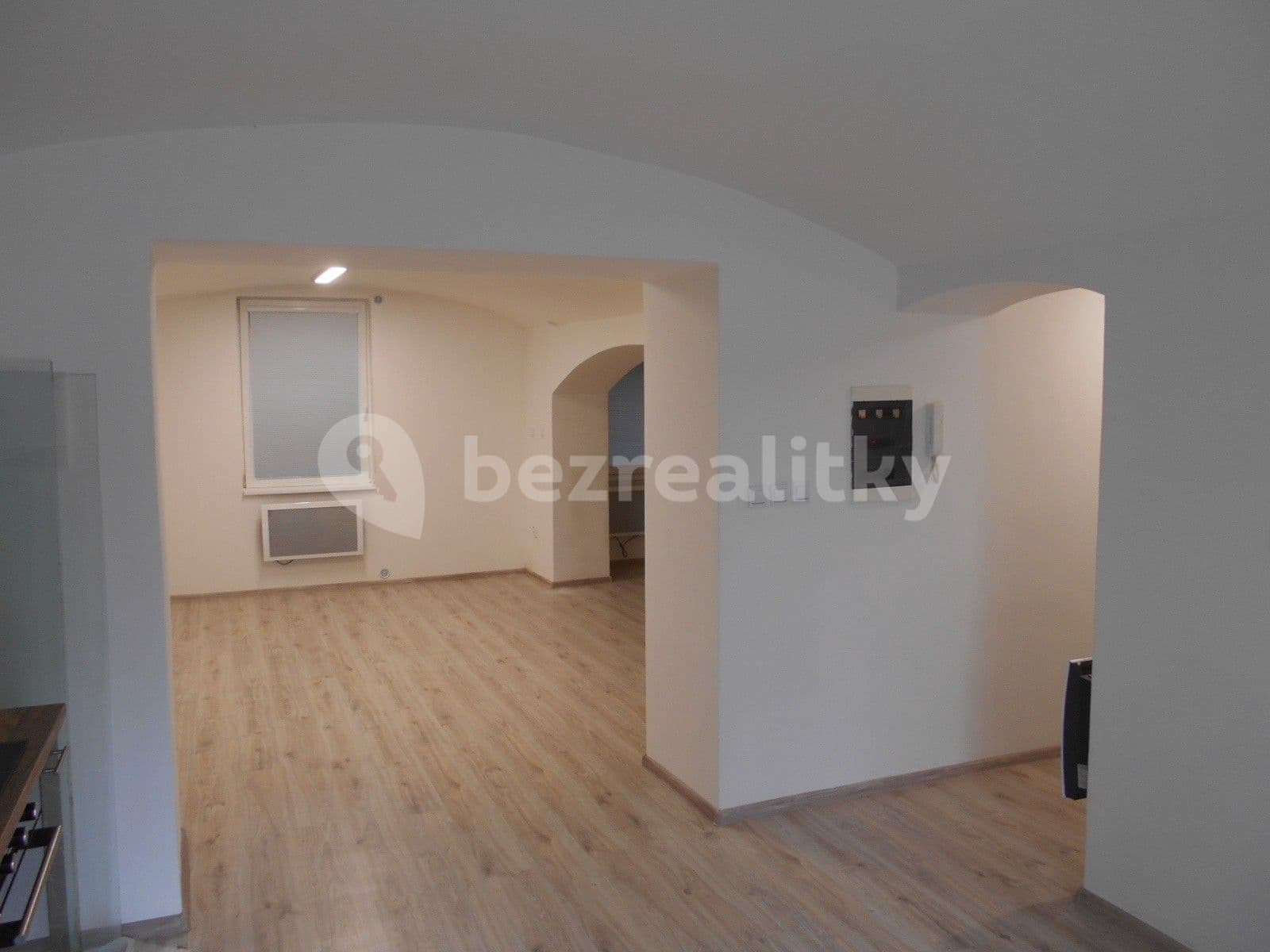1 bedroom with open-plan kitchen flat to rent, 57 m², Louny, Ústecký Region 1 bedroom with open-plan kitchen flat to rent, 57 m², Louny, Ústecký Region