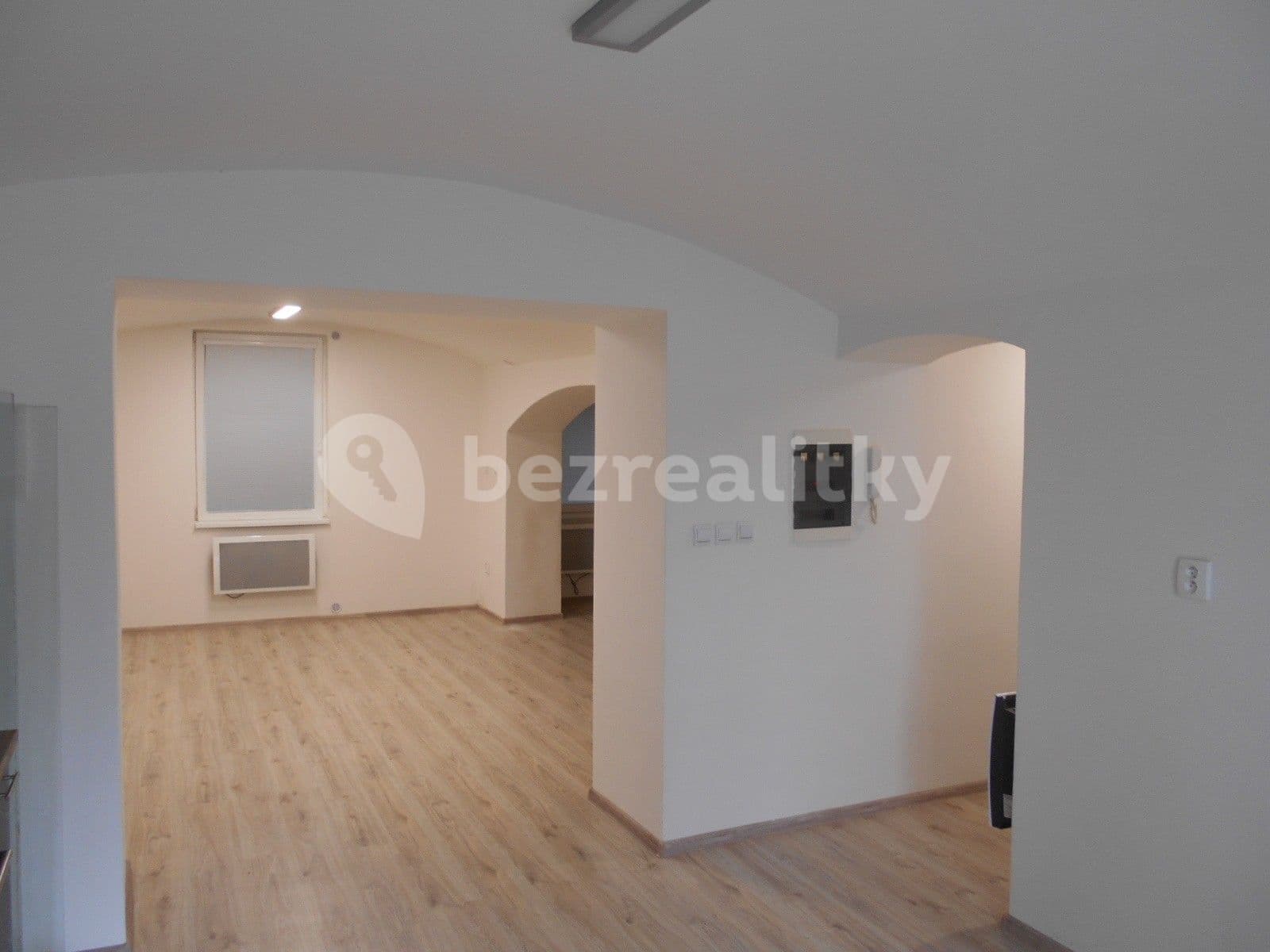 1 bedroom with open-plan kitchen flat to rent, 57 m², Louny, Ústecký Region 1 bedroom with open-plan kitchen flat to rent, 57 m², Louny, Ústecký Region