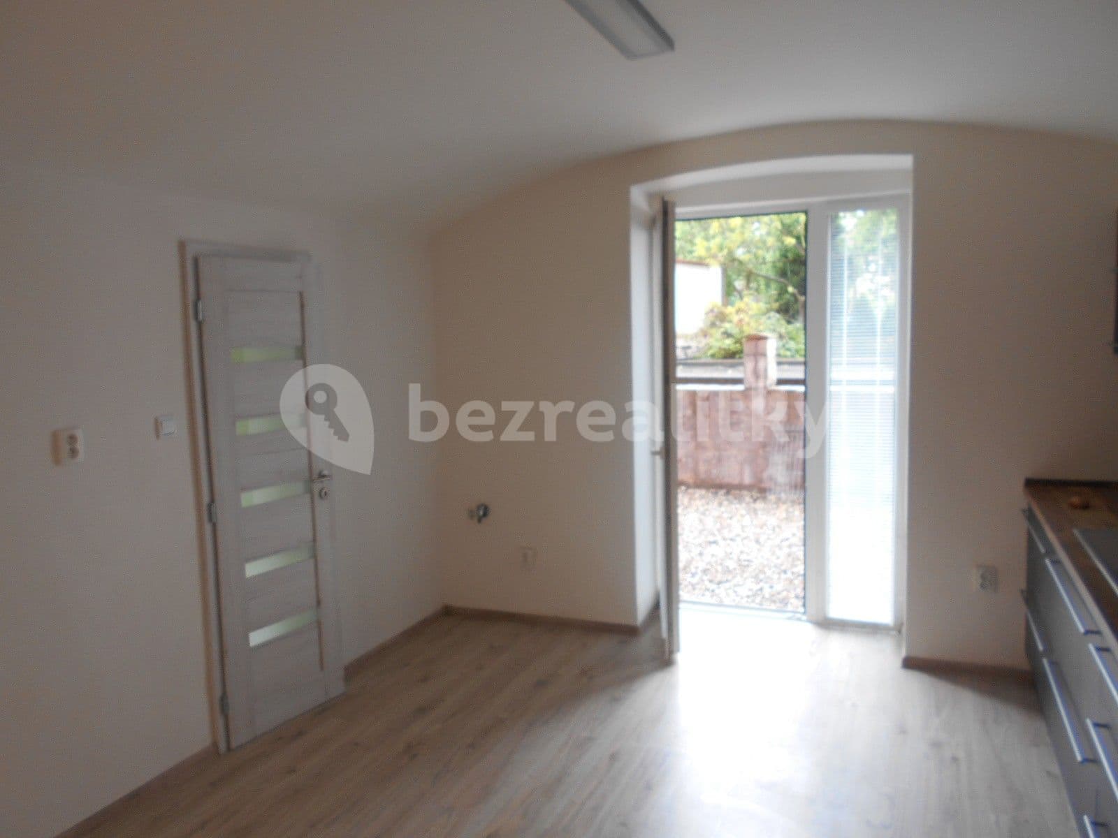1 bedroom with open-plan kitchen flat to rent, 57 m², Louny, Ústecký Region 1 bedroom with open-plan kitchen flat to rent, 57 m², Louny, Ústecký Region