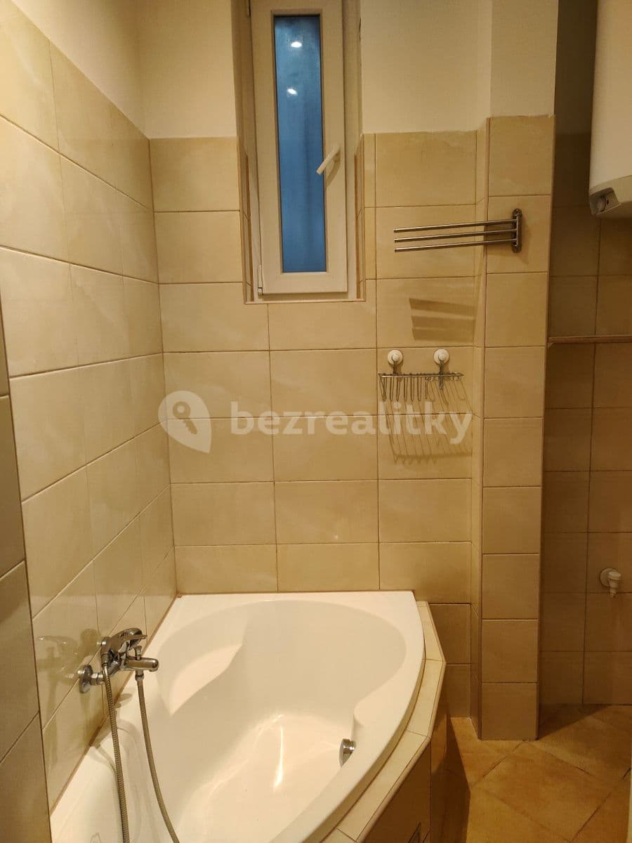 2 bedroom flat to rent, 62 m², U Nikolajky, Prague, Prague 2 bedroom flat to rent, 62 m², U Nikolajky, Prague, Prague