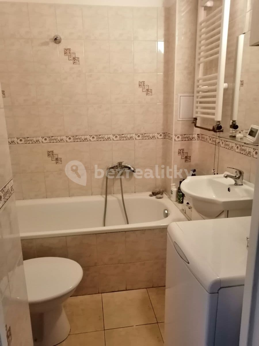 Studio flat to rent, 30 m², Kolbenova, Prague, Prague Studio flat to rent, 30 m², Kolbenova, Prague, Prague