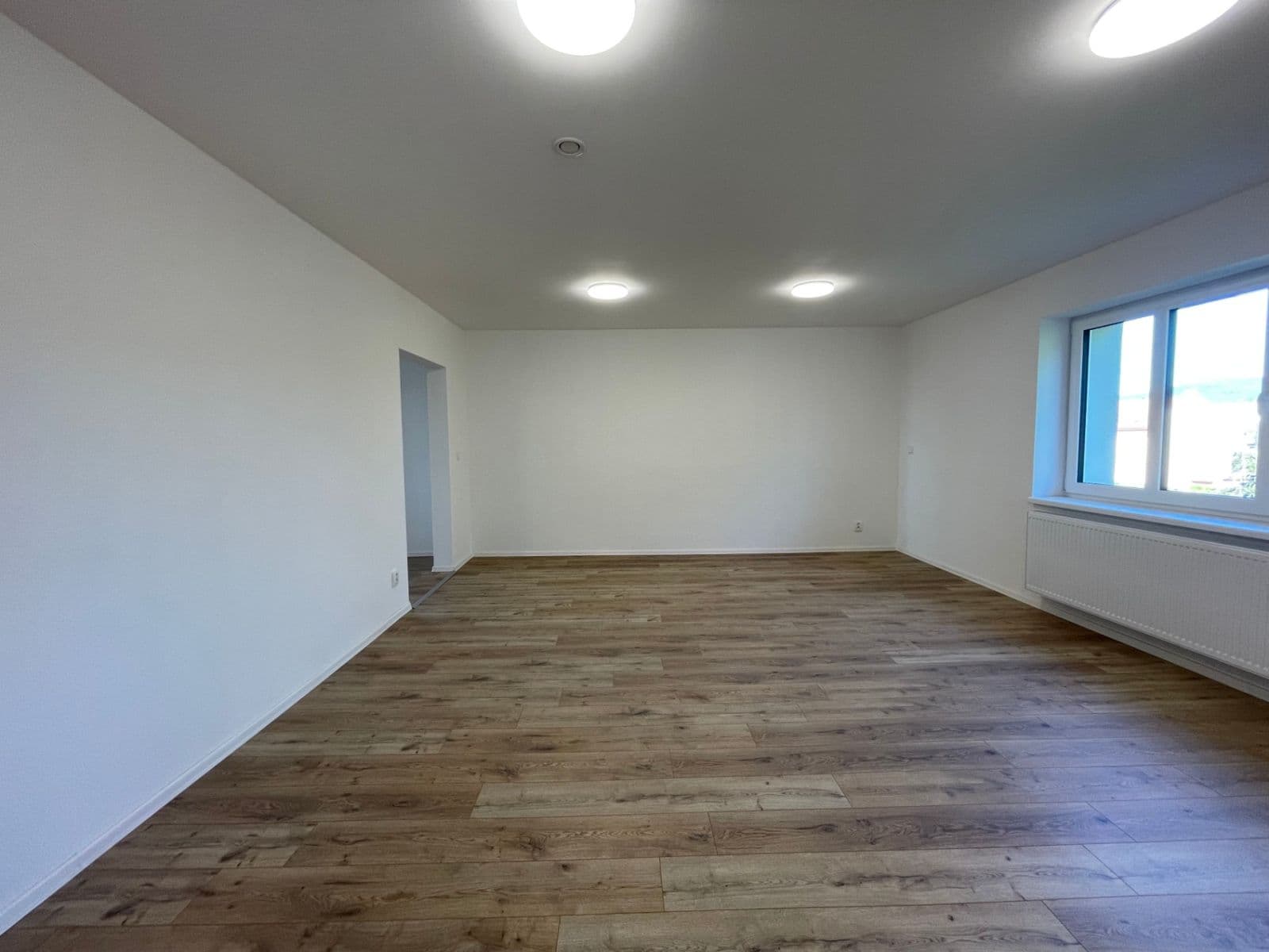 4 bedroom flat to rent, 120 m², Nádražní, Chomutov, Ústecký Region 4 bedroom flat to rent, 120 m², Nádražní, Chomutov, Ústecký Region