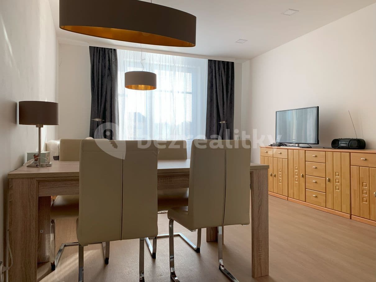 1 bedroom with open-plan kitchen flat to rent, 60 m², Cyrila Boudy, Kladno, Středočeský Region 1 bedroom with open-plan kitchen flat to rent, 60 m², Cyrila Boudy, Kladno, Středočeský Region