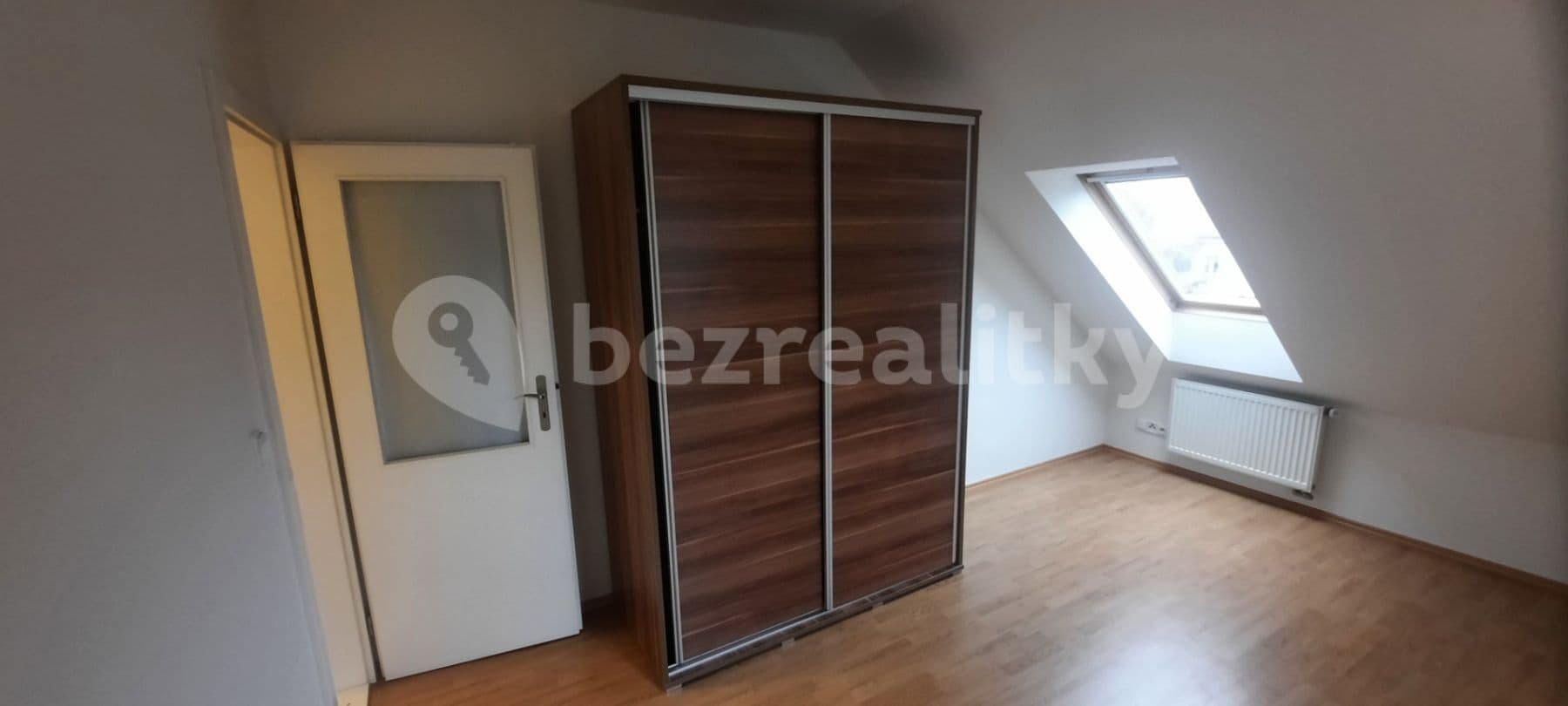 3 bedroom flat to rent, 105 m², U Strže, Prague, Prague 3 bedroom flat to rent, 105 m², U Strže, Prague, Prague