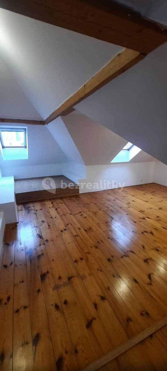 3 bedroom flat to rent, 105 m², U Strže, Prague, Prague 3 bedroom flat to rent, 105 m², U Strže, Prague, Prague