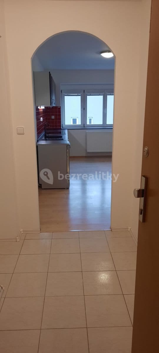 3 bedroom flat to rent, 105 m², U Strže, Prague, Prague 3 bedroom flat to rent, 105 m², U Strže, Prague, Prague